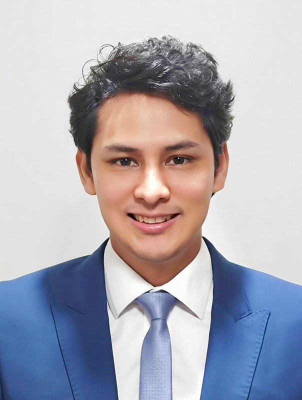 Dr. Dr. Cristian Robles